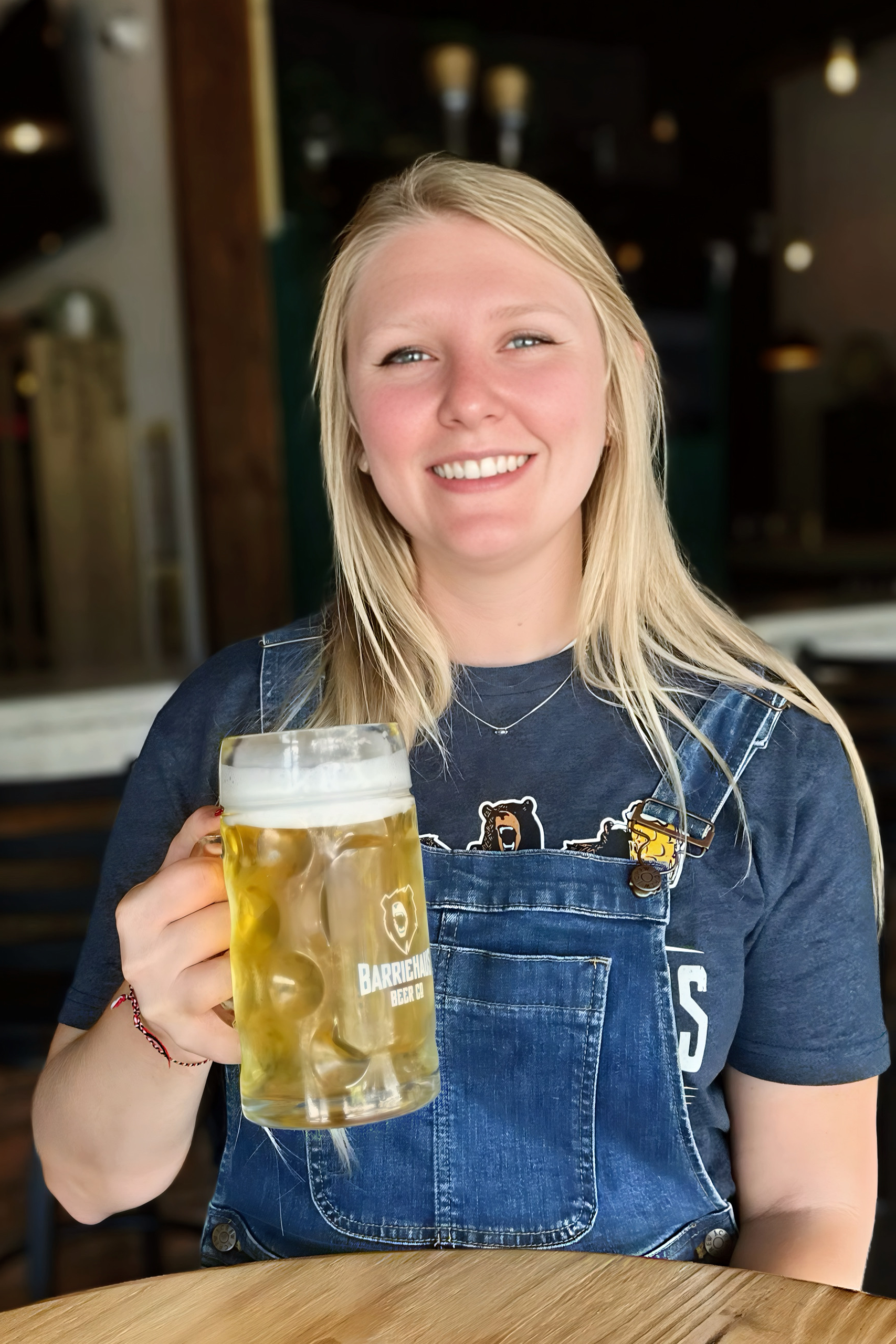 Gabi, Beertender